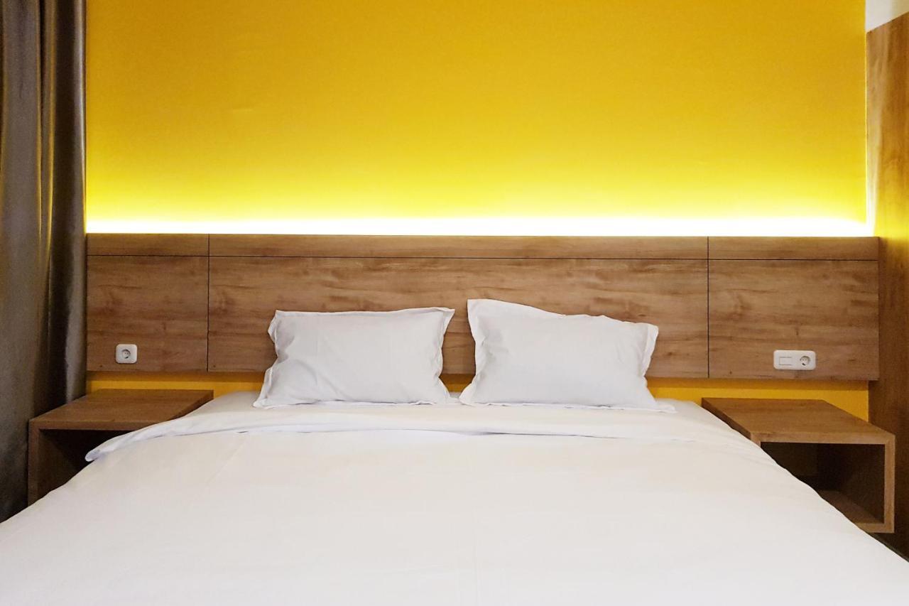 Oyo 90015 Platinum Guest House Medan Zewnętrze zdjęcie