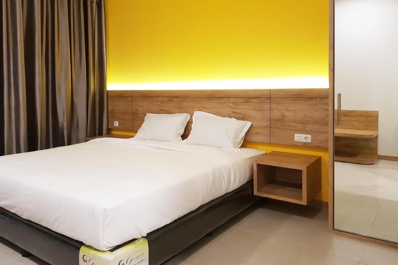 Oyo 90015 Platinum Guest House Medan Zewnętrze zdjęcie